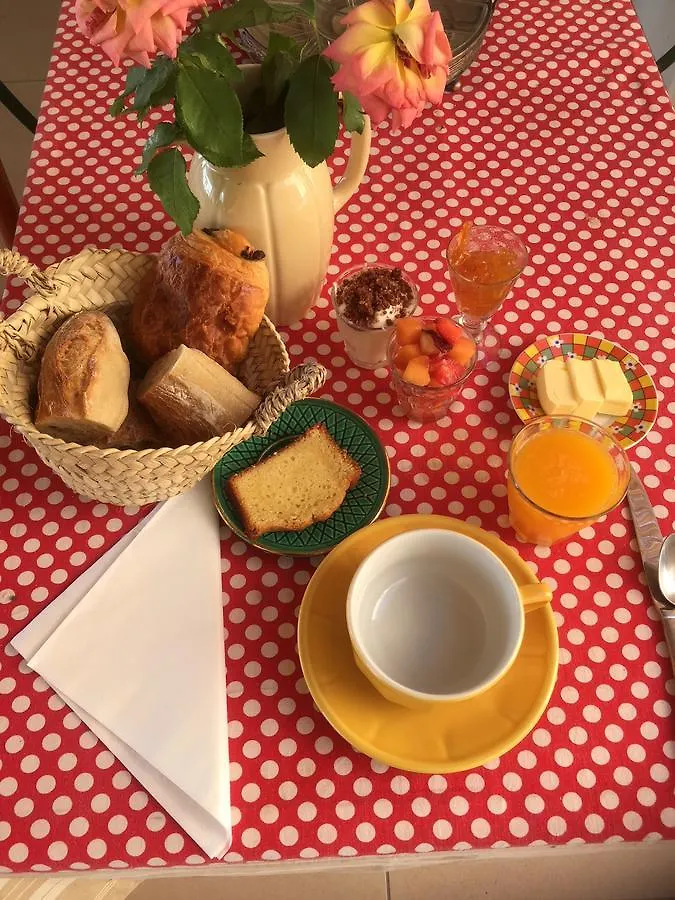 Hotel Lido Beach Hyeres 2*,