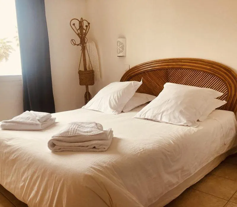 Hotel Lido Beach Hyères 2*,  Frankrig